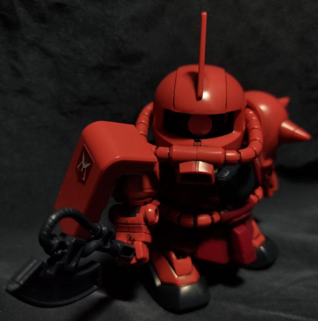 ヒートホークを構えて。