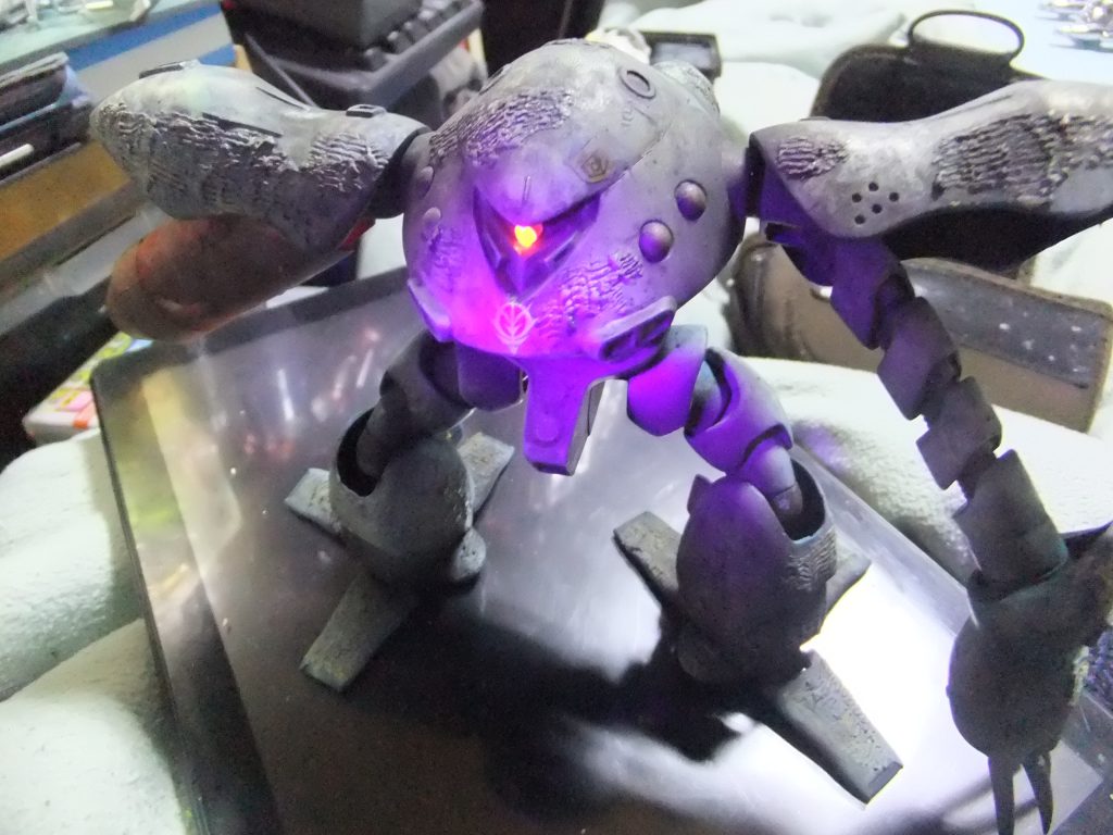 UVライトで発光デス😁