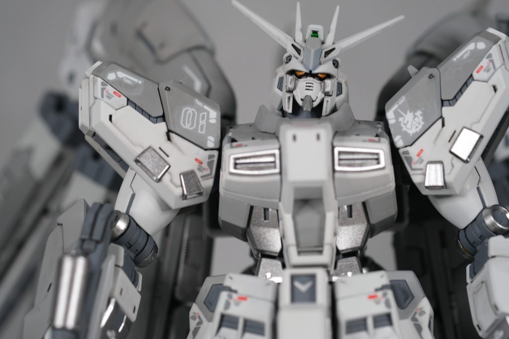 Hi-νガンダム　プロトタイプカラー