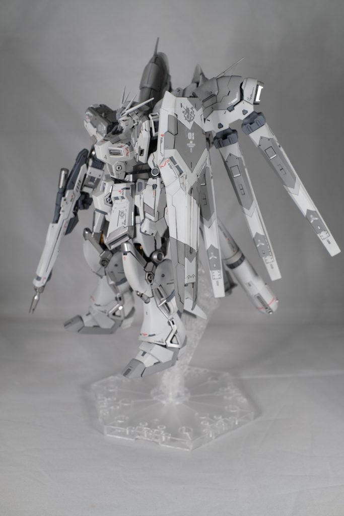 Hi-νガンダム　プロトタイプカラー–3枚目/制作者：ryota_modeling