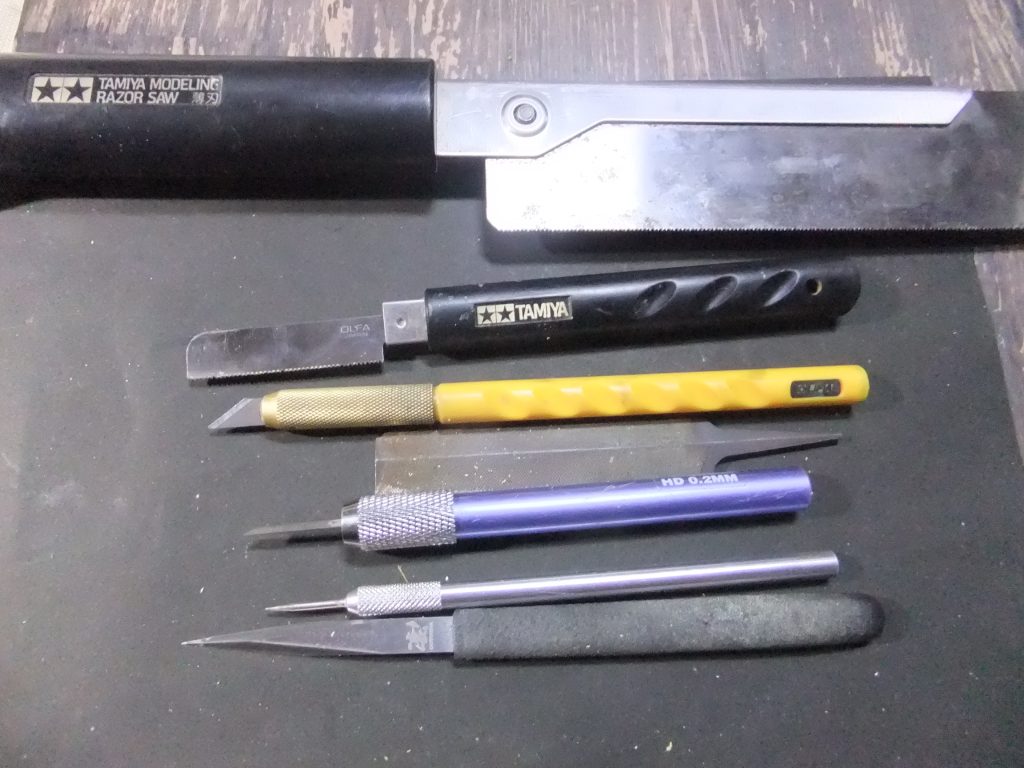 今回のスジ彫り加工使用工具一覧💦