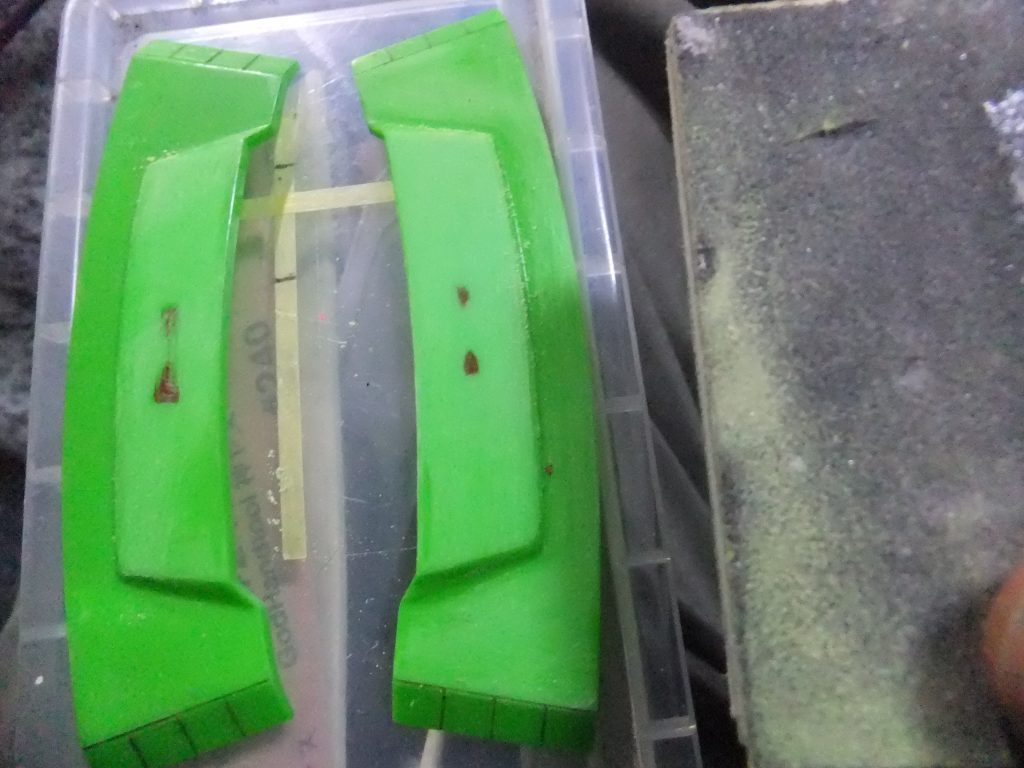 プラットフォームの裏側の目立つ「 ヒケ」もサイディング処理で対応デス😁最後迄お付き合い頂きましてありがとうございました🙇