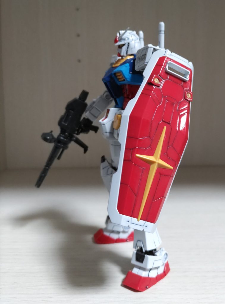 RX-78F00（横浜ガンダム）–2枚目/制作者：いっしー