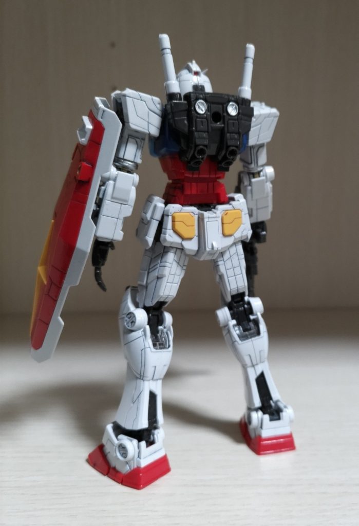 RX-78F00（横浜ガンダム）–3枚目/制作者：いっしー