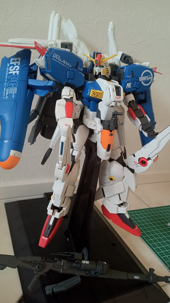 どうしてもGクルーザーに変形させてみたくて休日の朝からチャレンジしました。