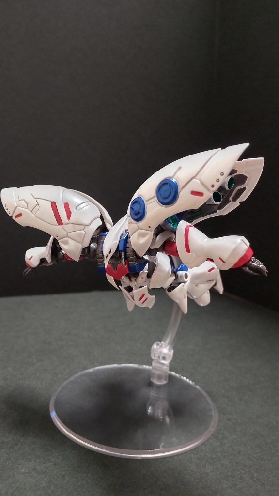 飛行形態顔が上がりきらない...