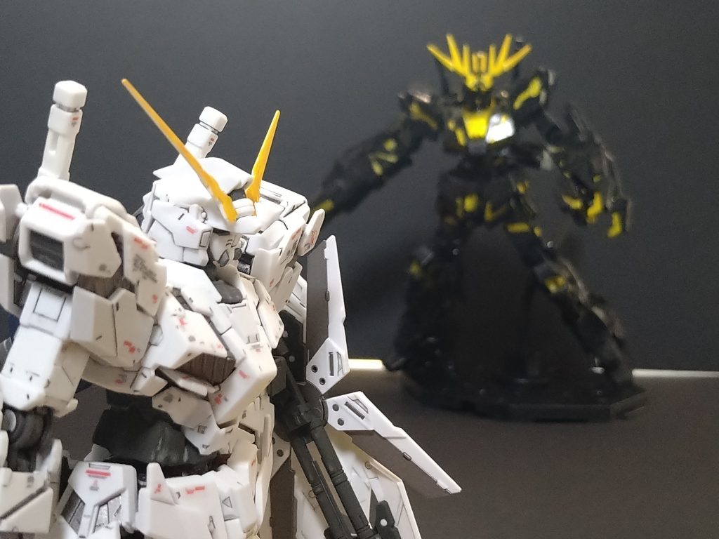 「 えっ！？」「 黒いユニコーン！？」