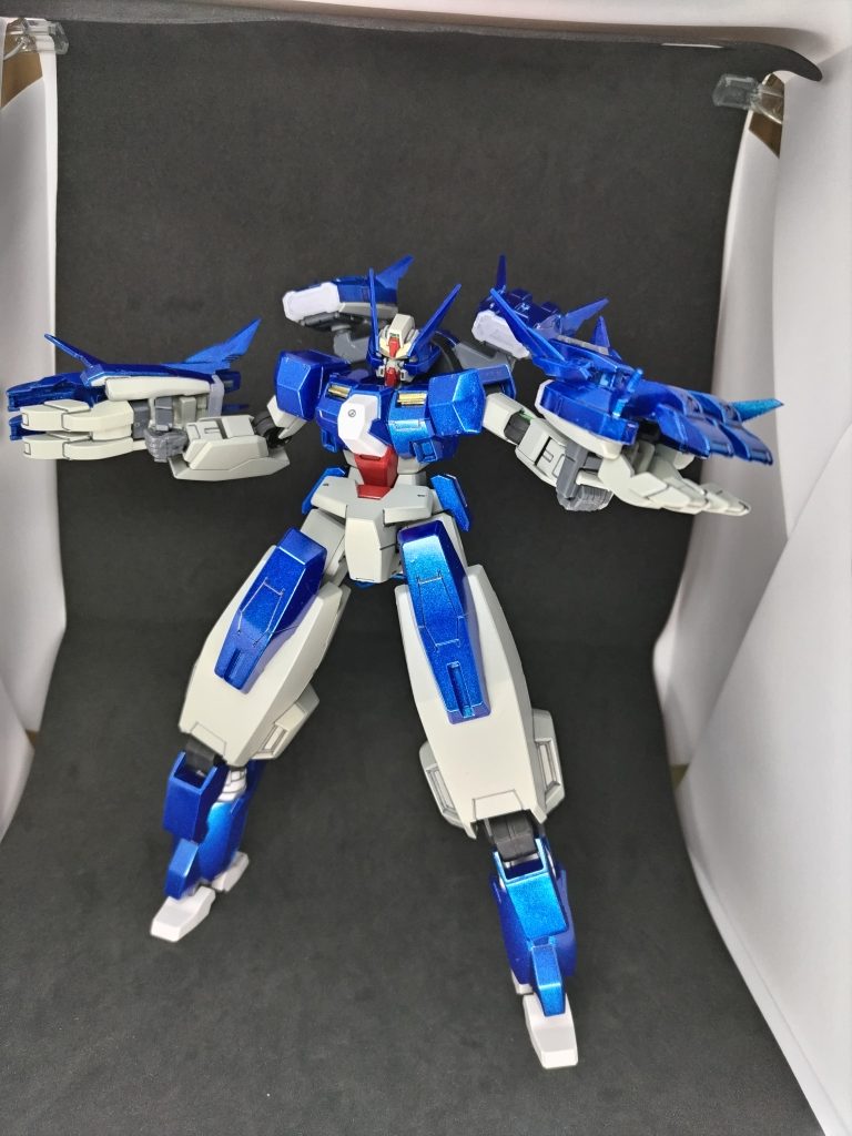 格闘、イフリートモード GNクローコンテナによる攻撃