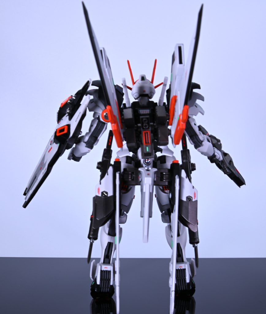 コトブキヤはキラービーク、ビルダーズパーツはバトルアームアームズを使用しています