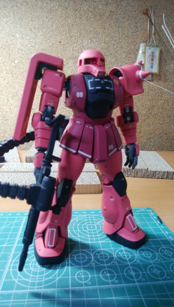 もう一度、前方からです。少しぼやけてます。何回か、携帯電話が攻撃を受けて2回ほど壊れてます。アカウント乗っ取りが1回、ある日と突然、携帯電話が使えなくなったのが1回。個人攻撃されたようですが、ショップの方も詳しくは教えてくれませんでした。セキュリティアプリは勧められて入れてます。皆さんもお気を付け下さい。よって、この先2020年から2022年辺りまで、写真がなくなっています。なんとかデータを復旧できないかショップで話をしたのですが、唐突な破損でなくなった写真データは不可能と言われてぞっとしました。もし気になる方がいらっしゃいましたら、Xのわたしのアカウントをさかのぼれば見られるかもしれません。ガンスタでこういうことを言うのも何ですが、個人のデータ、写真、動画、クレジットカードの暗証番号など、常に狙われているんだなと気持ち命じると共に、そういう攻撃はやめてほしいです。写真が消えたときは本当にがっかりしました。写真も人生の思い出です。個人情報でもありますが、生きてきた足跡まで消された気分でした。