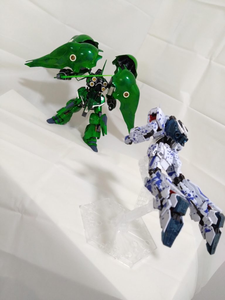 ここから出ていけーーっ!   からの   