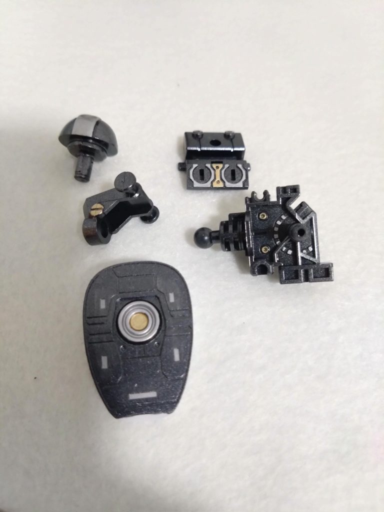 見えない所も塗り分けてみました👍