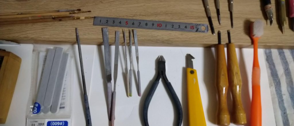 全員集合している?うちのガンプラ制作スタッフ達を集わせてみました。( 塗装スタッフ達は待機中。。。)