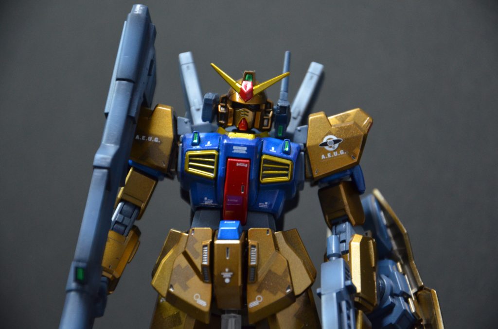 微妙に、ドット迷彩風に色調変えてるんですが、思ってたよりパッとしなくて残念。