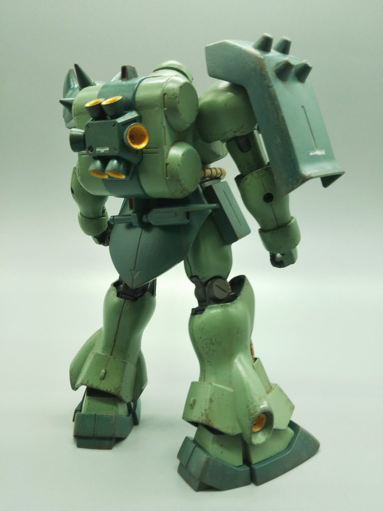 後姿は問題ない感じ。