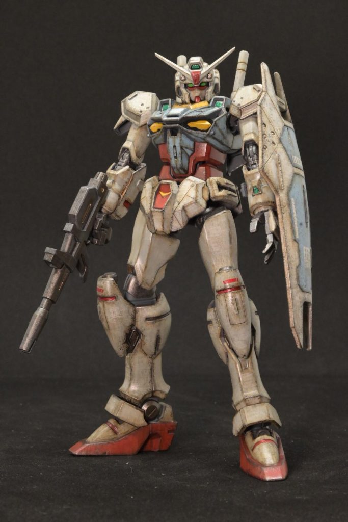 今回はキレイめ汚しを意識しながら、ディテール追加、筆塗り塗装をしています残念ながらゲーム内でも、パイロットやどのような機体なのかは明らかにされていません