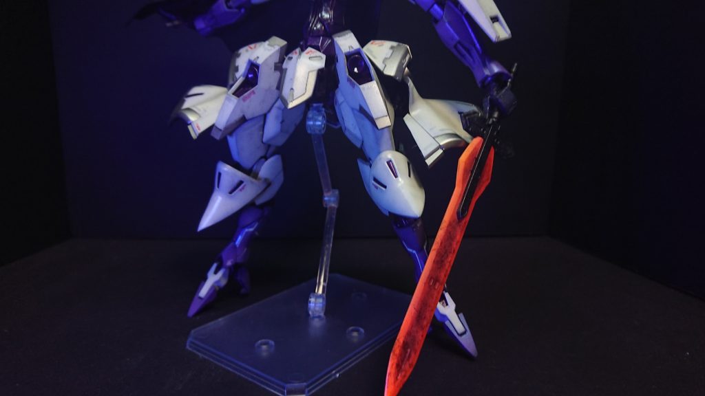 刀は蛍光色で熱くしました😅