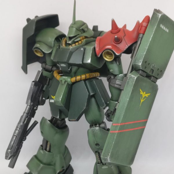 HGUC ギラ・ドーガ　レッドショルダーカスタム