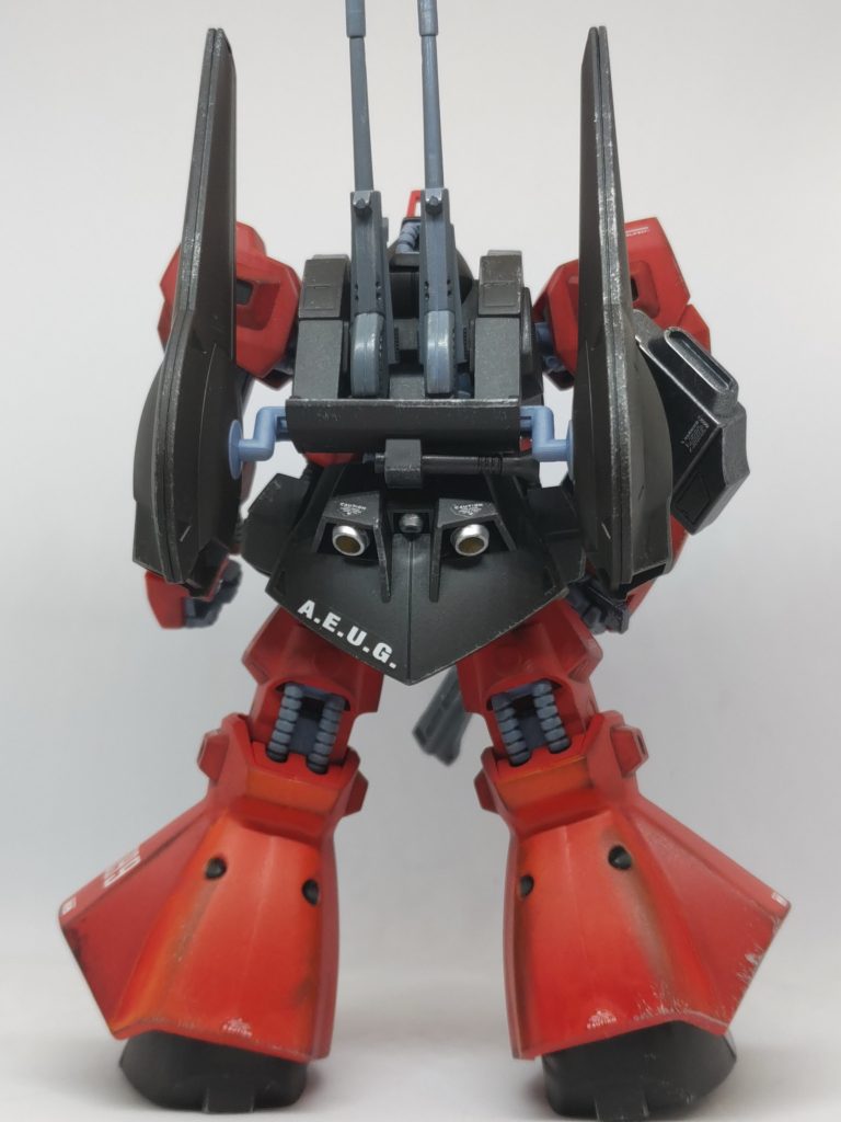 バーニア塗装。バインダーの合わせ目は段落ち化。