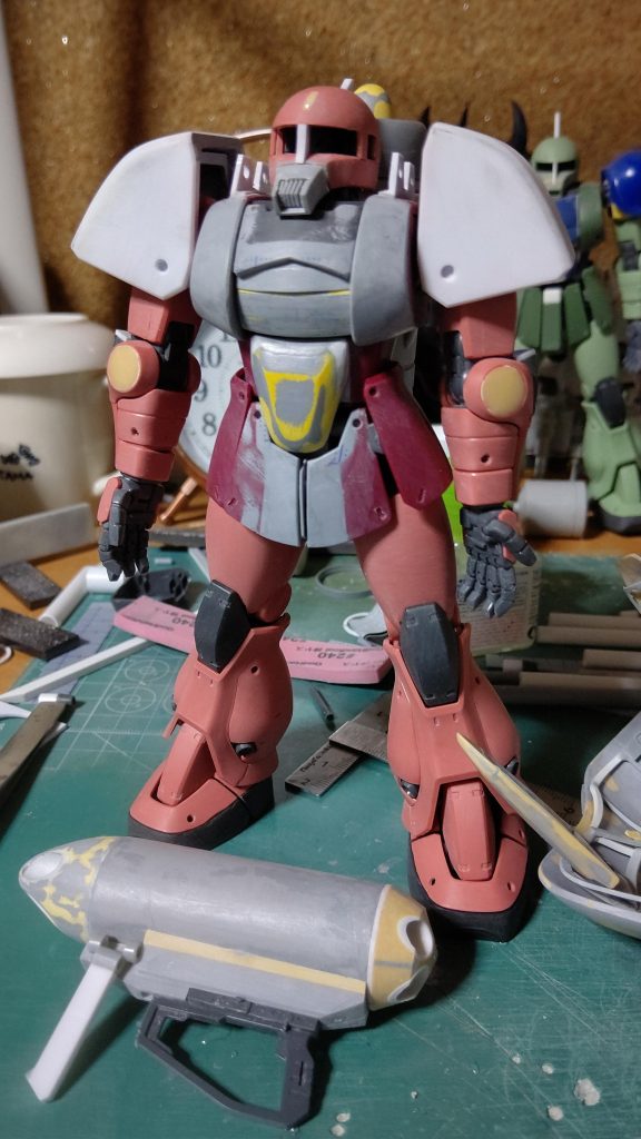 これは塗装前です。本当はF型ベースで作るものだと思いますが、S型のふくらはぎでメリハリが出て面白かったので、S型ベースで作りました。