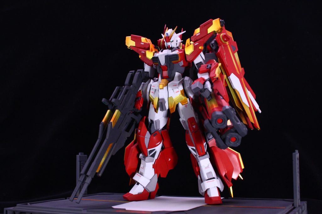 そしてこれが通常時状態、脚部ファンパネルは全て閉じることができます