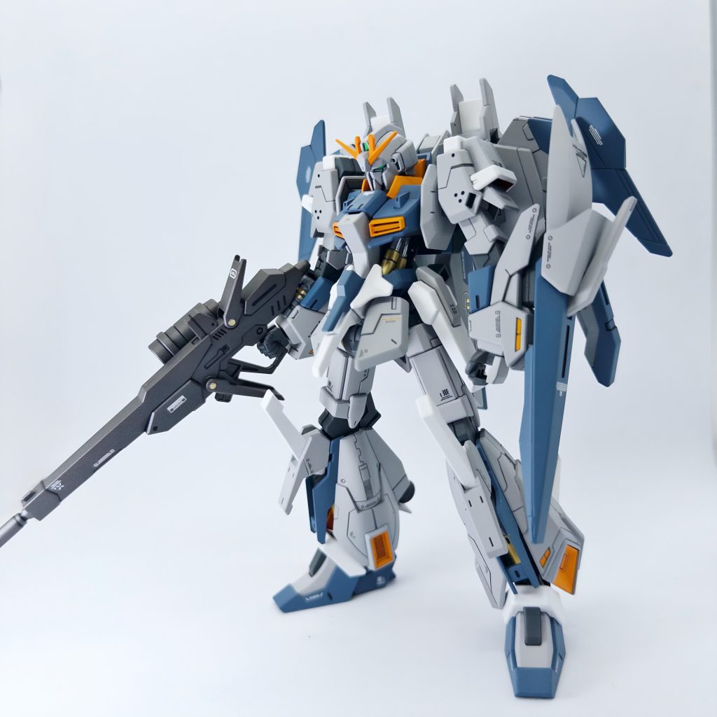 追加パーツは取り外し出来るので、組み替えで通常のライトニングゼータにも戻せますいやぁ、ノーマルもカッコいい!