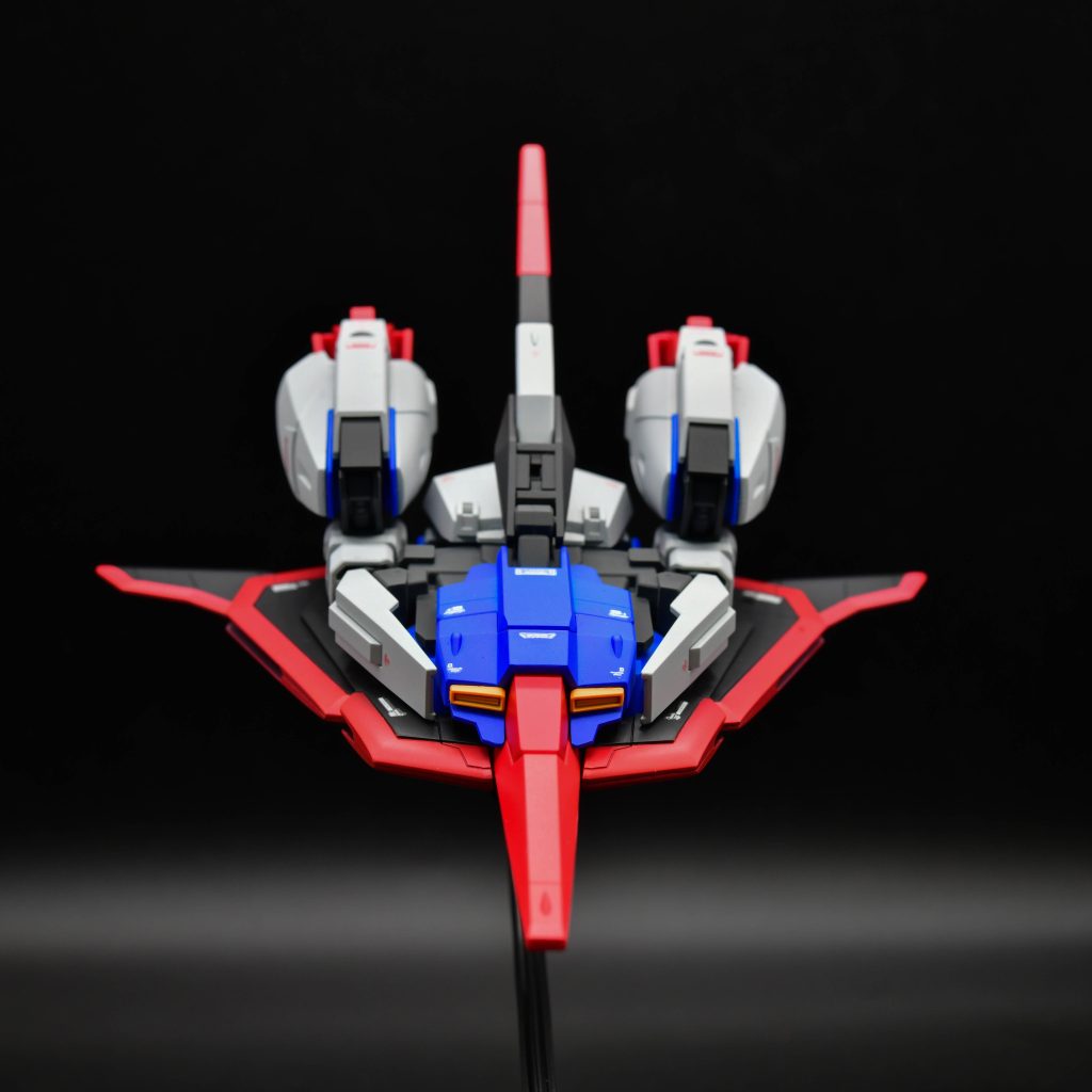 せっかく塗ったので、デカールを貼って仕上げました。