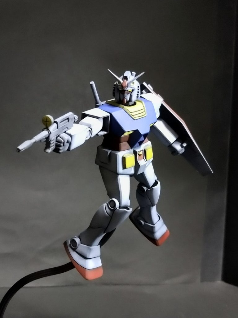 なにせ次からの３機の比較用の為に基本はノーマルなので絶望的な可動域ではこの辺が限界ですね💦股関節が動き股が開くだけマシですか😊