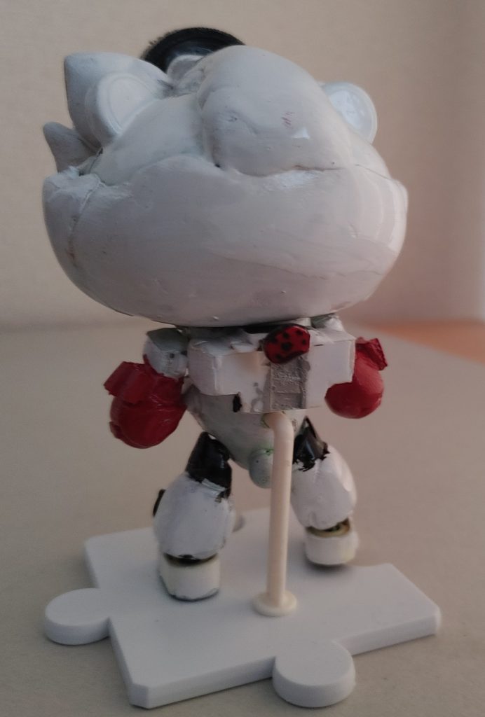 後ろ。背中のランドセル？は、プラ板の箱組み。