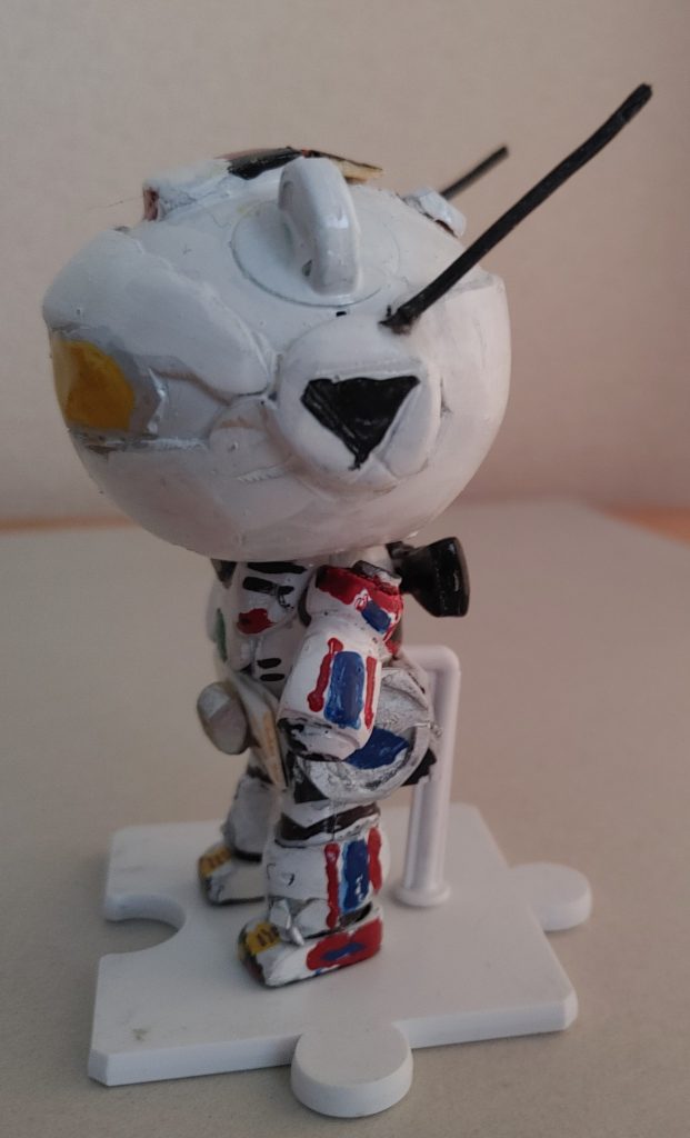 アンテナは、針金製