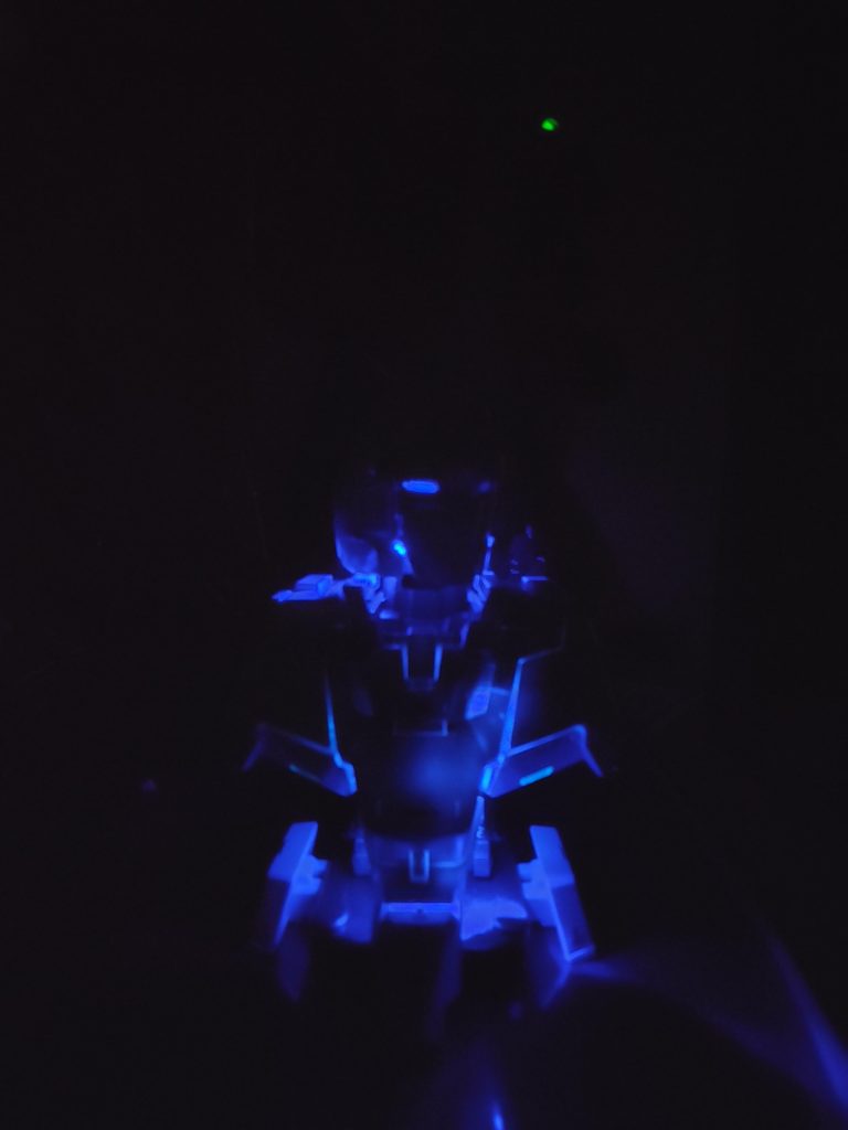 光かた考えて、塗装や内部構造の調整が必要そうです。