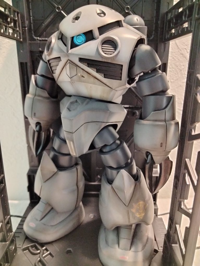 リアルタッチマーカーグレー3とブラウン1で汚しの情報量が増えたらいいなと思いながら描いてみました。