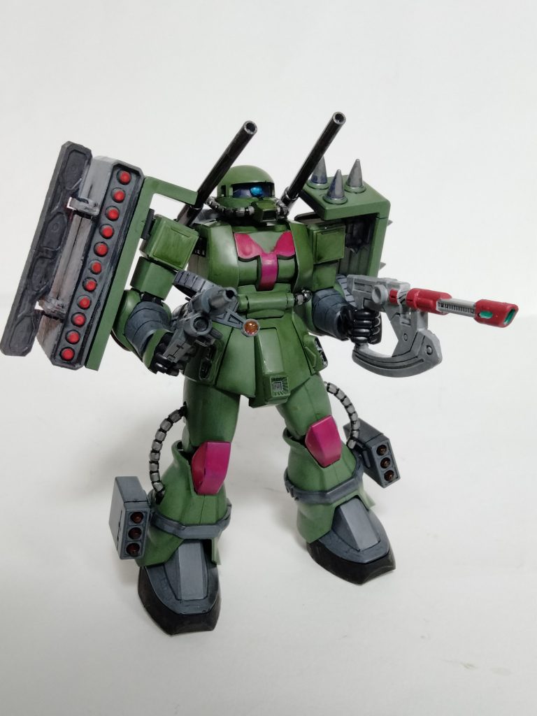 ヒートホークはライフルにもなるので、二丁構えて一斉射撃