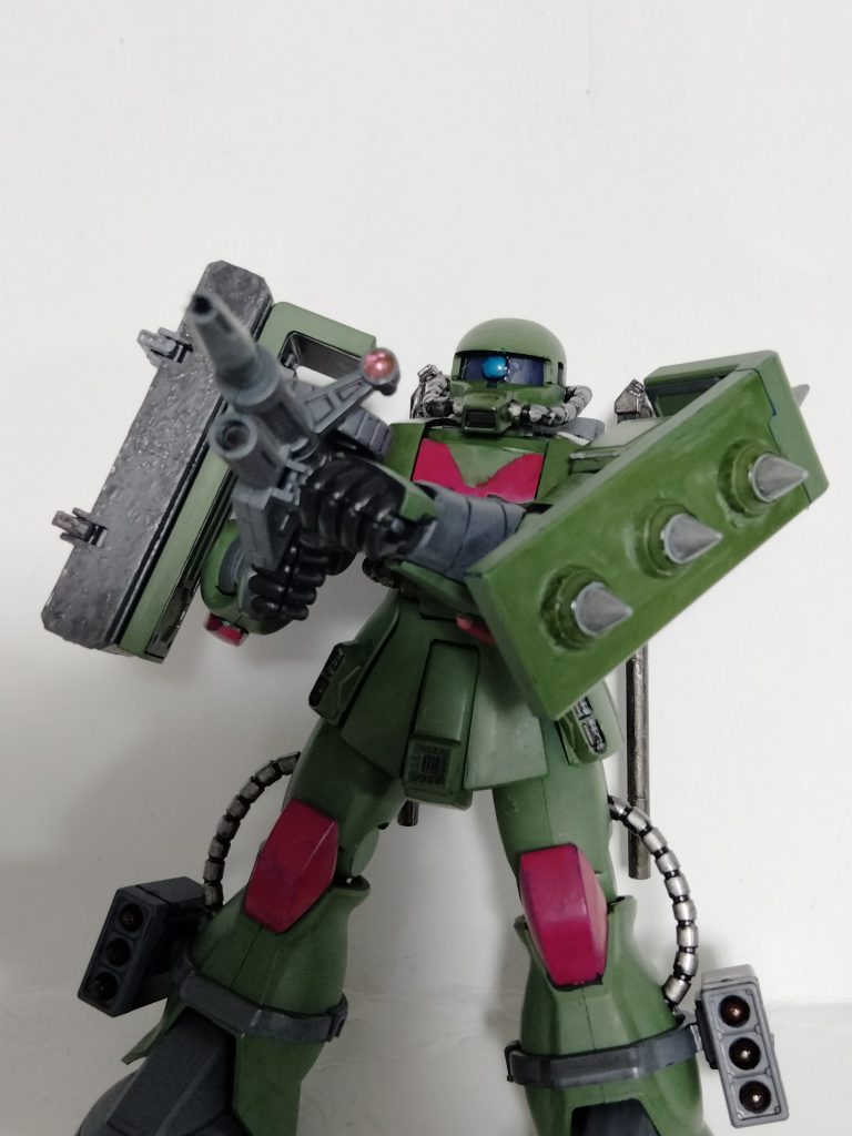 ザクを2連続で作るとは思いませんでした(笑)