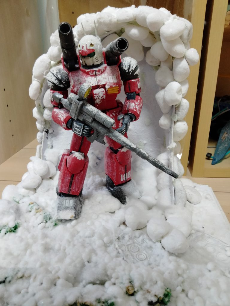 後ろの岩山のクオリティをもうちょい上げたかったですが、ジオラマ素人の自分にはこれで精一杯💦勉強します(；・∀・)