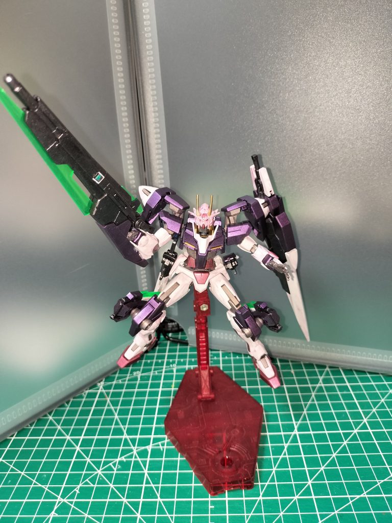 こちらは保持力抜群。でかい武器はロマンロマン。