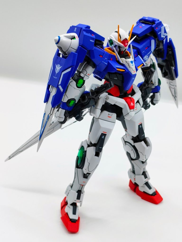 今回初めてレッドポイントを各所に置いてみました。簡単な割に効果的なディテールアップだったのですが、ついつい置きすぎになってしまうのが悩みどころ。センスが欲しい。