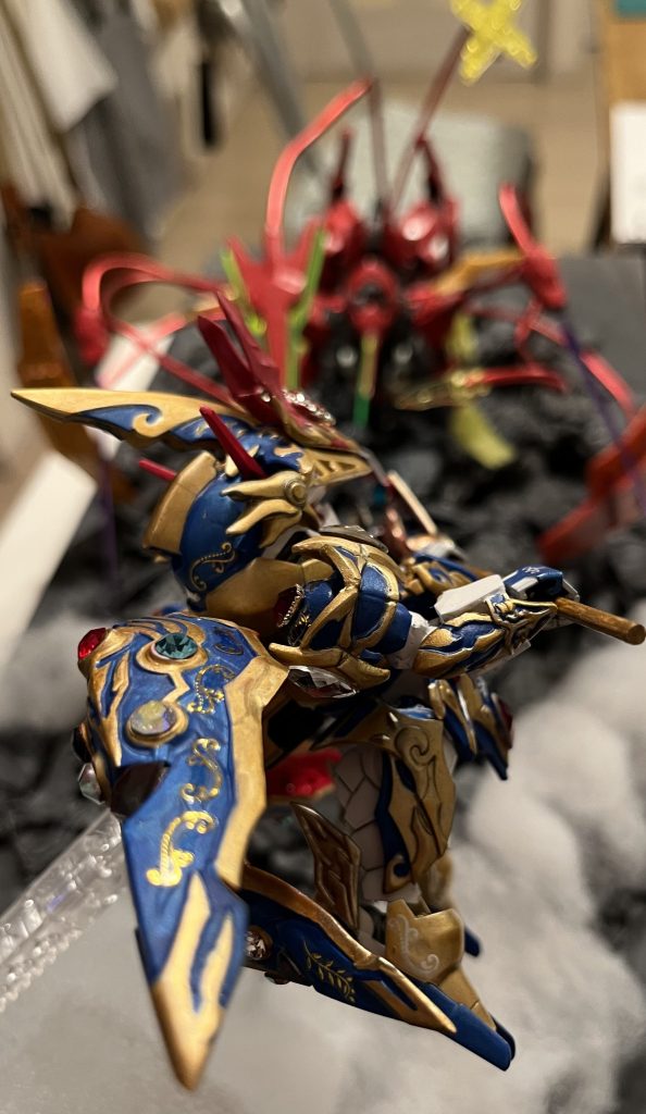 聖竜騎士ガンダムエアリアル–3枚目/制作者：クリームシュウ(探プラ部)