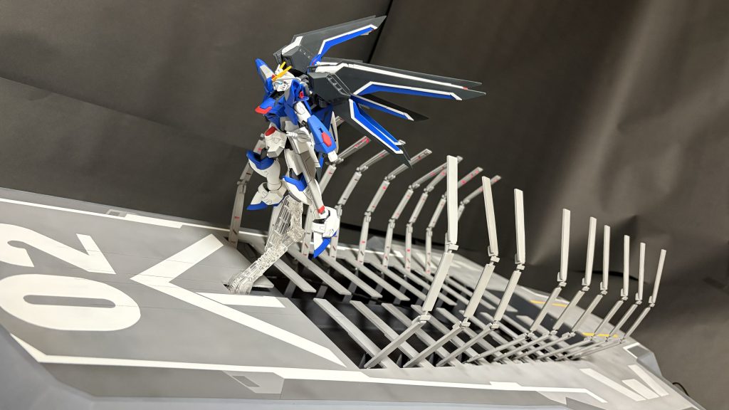 自作スーパーミネルバ級風カタパルト–4枚目/制作者：JINSUBARU