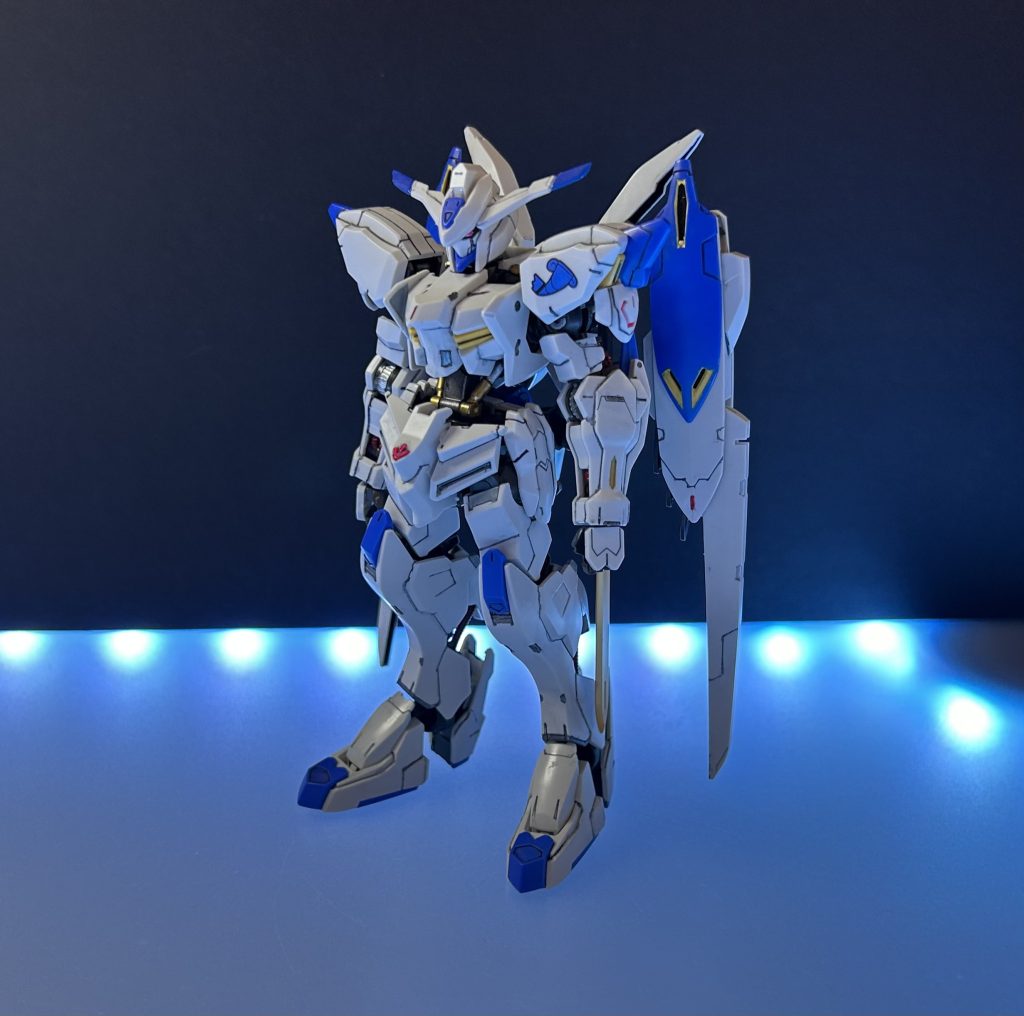 HG バエル–5枚目/制作者：ペーぺーモデラー