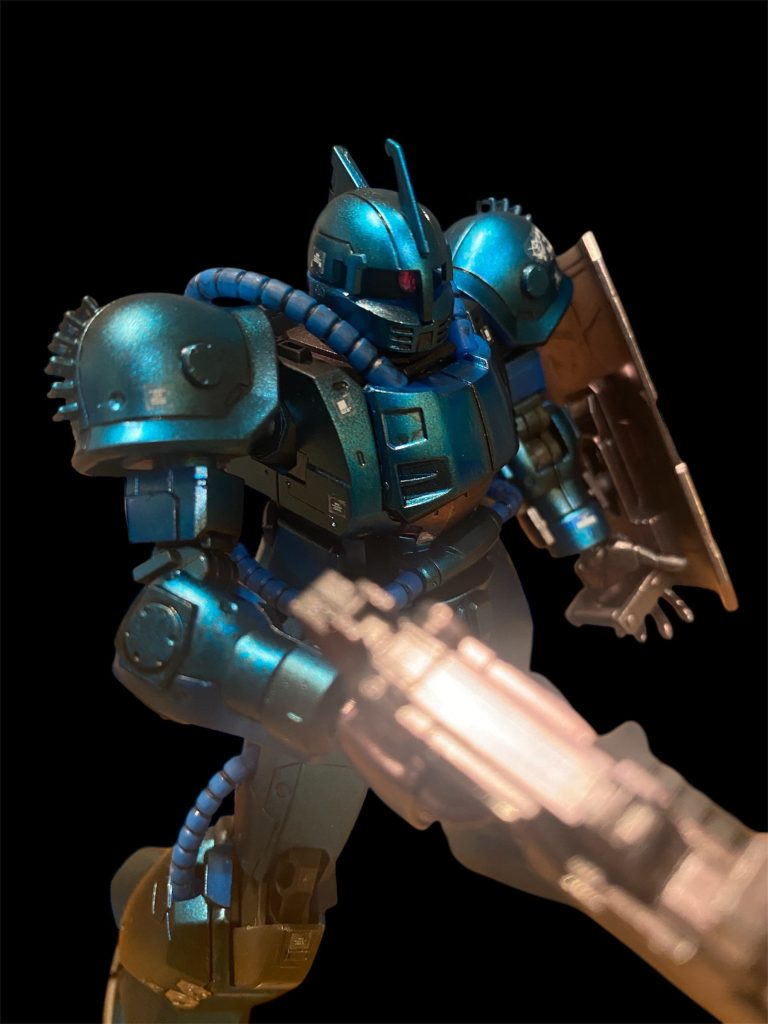 全体にコスモメタブルーで塗装ですが動力パイプだけは成形色に墨入れして艶消しトップコートしました。