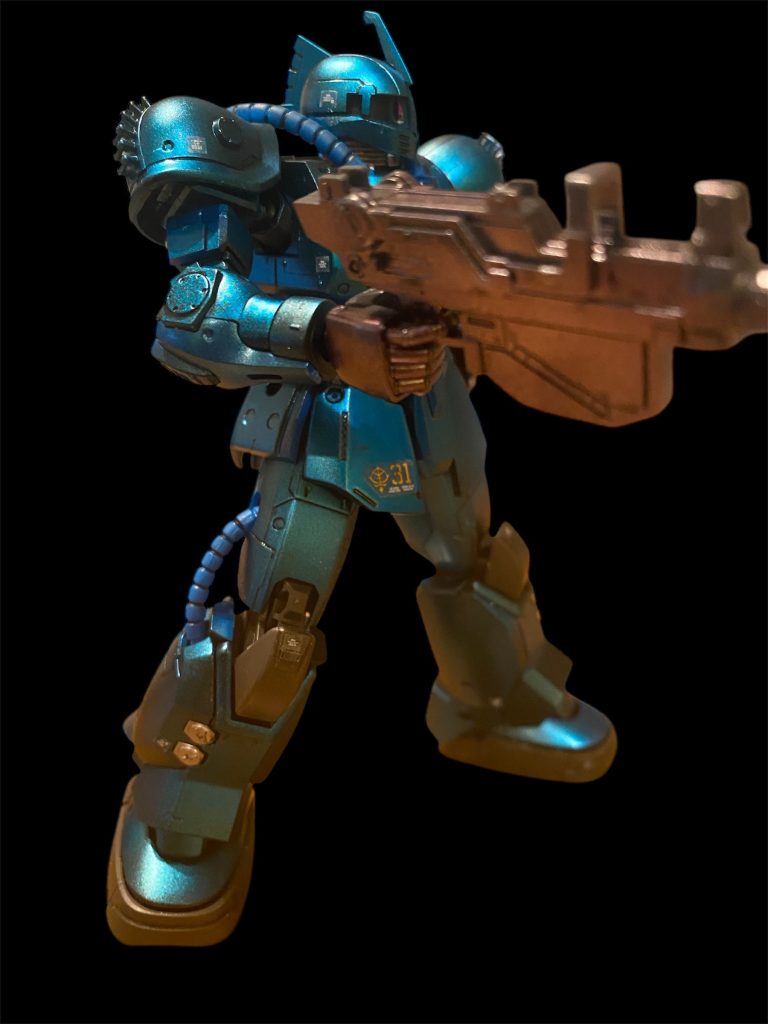 右前から。マシンガンはガンメタで仕上げました。