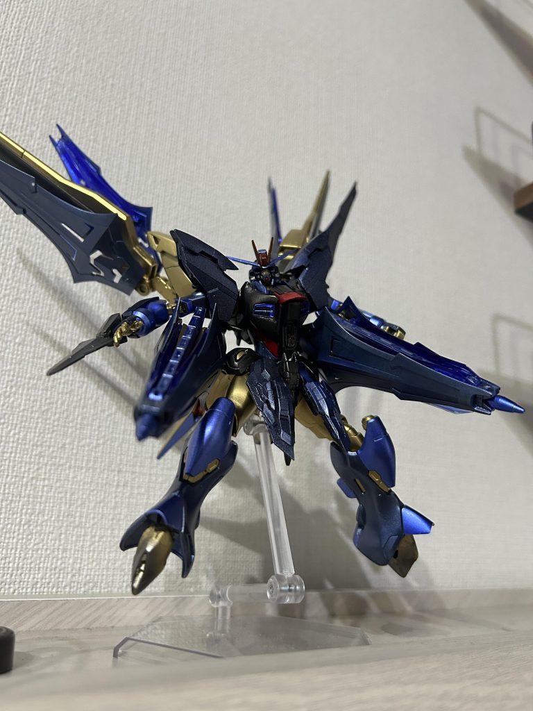 ヴェスパーもどき、クロスボーンのクジャクを移植してますレジェンドのビームスパイクみたいにドラグーンにもなります
