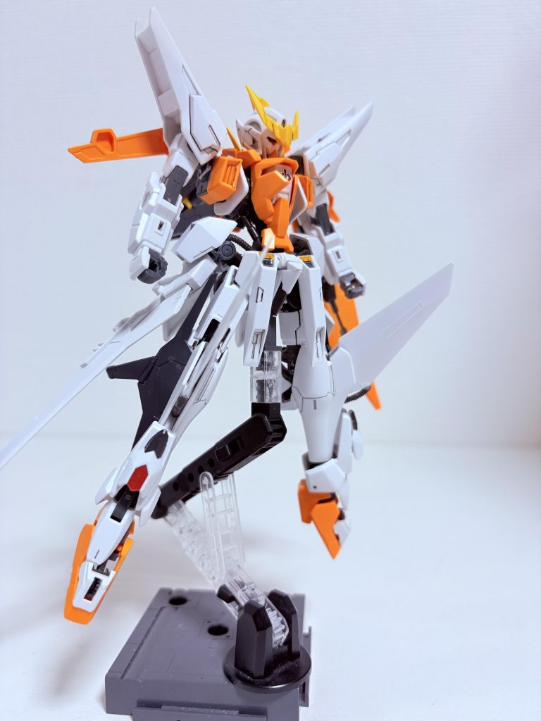 浮かせるといい感じだと思います。