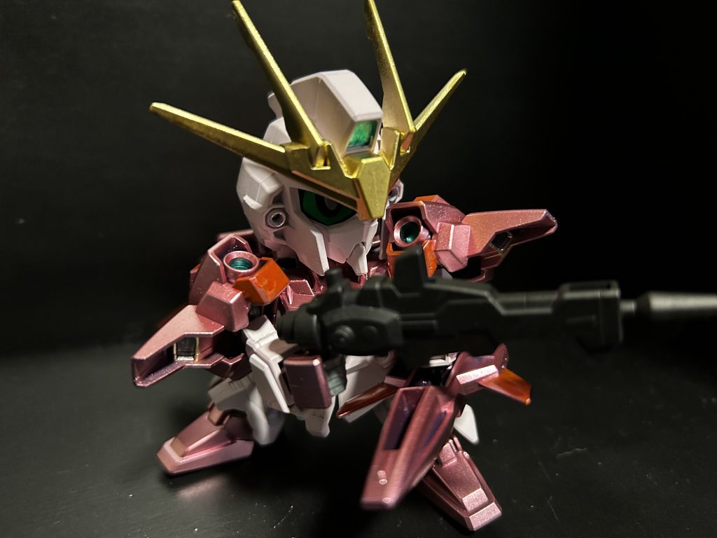 あ、どうでもいいけど背景を変えました。みなさんの見ていて、背景大事って思って、木の板3枚を適当にビスで組んでます。