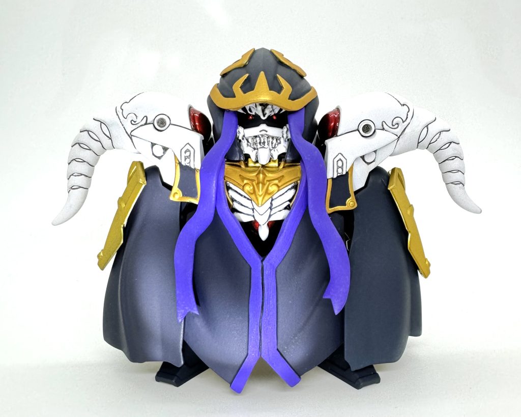 マントを閉じた状態が1番まとまりがって好きです。