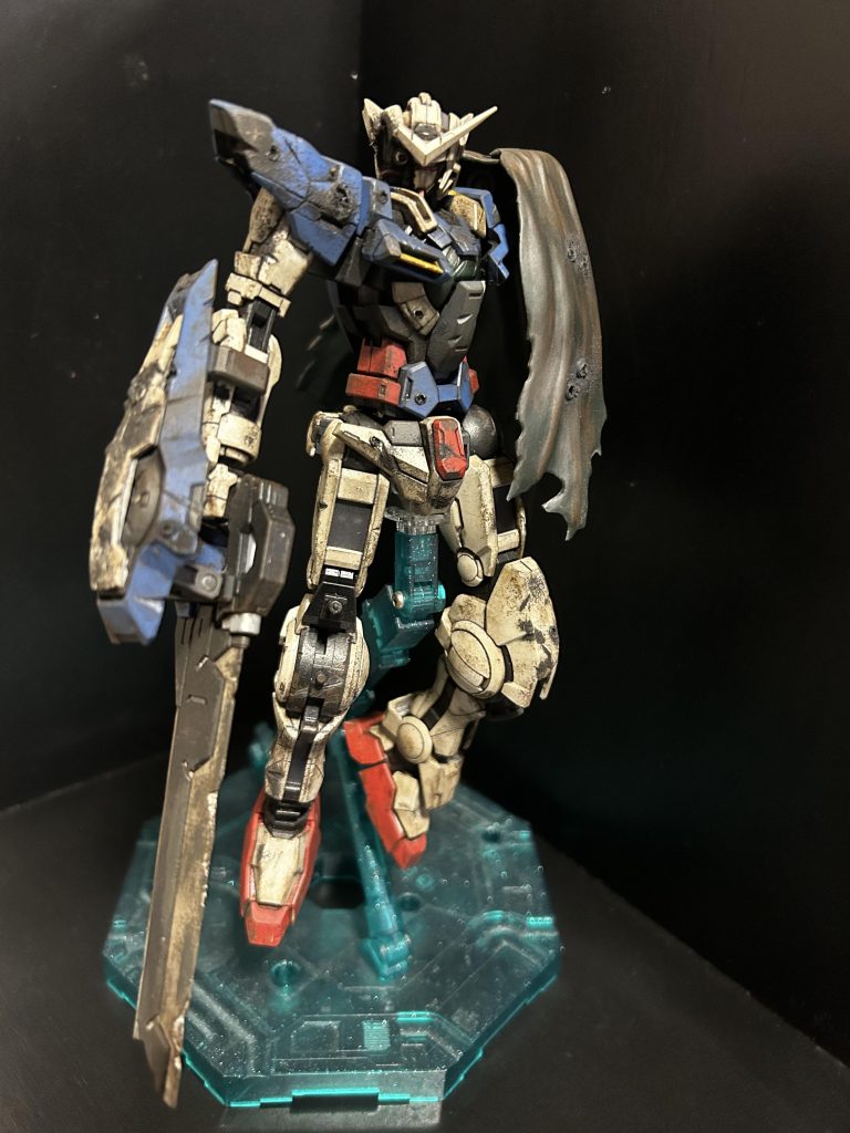 とりあえずウェザリング、ハンダでビームの溶けてるダメージ、傷、を一通りやってます。