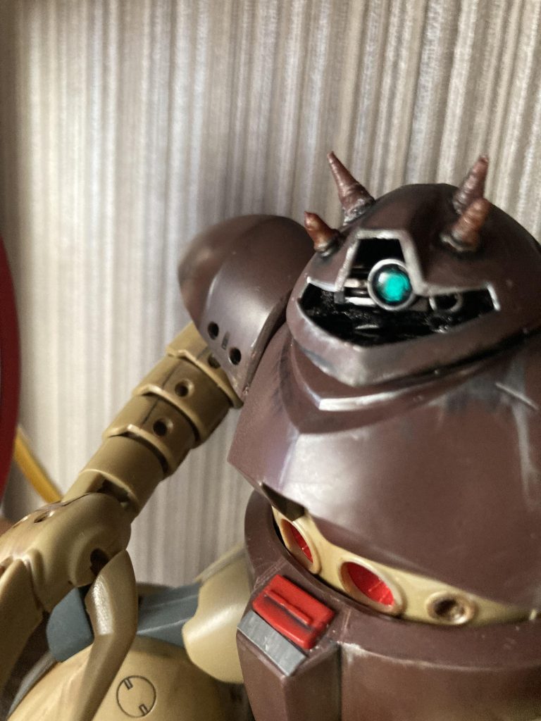 わかりにくいですが自作のモノアイ