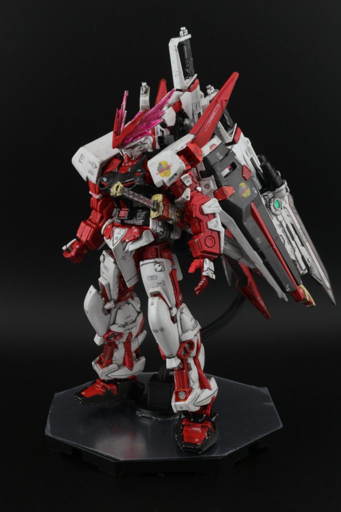 自立ちができないキットなのでアクションベースが必須ですね。