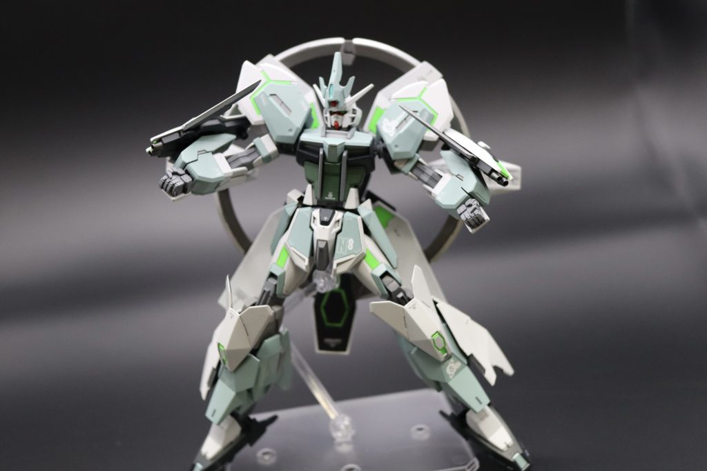 ヴォワチュール・リュミエール展開イメージのポージングを試みましたが…。なんかダサい笑